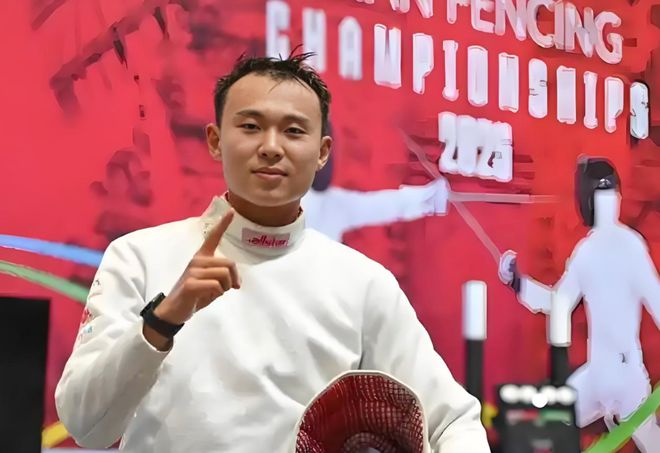 米兰体育:世界短跑赛的巅峰对决，激烈角逐让观众瞩目