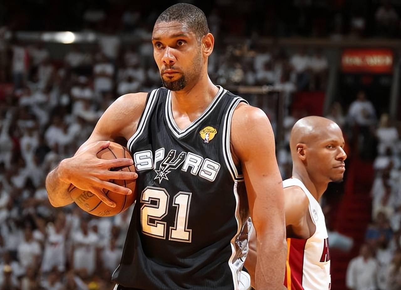 米兰体育：NBA球星自传：讲述诺维茨基的传奇生涯
