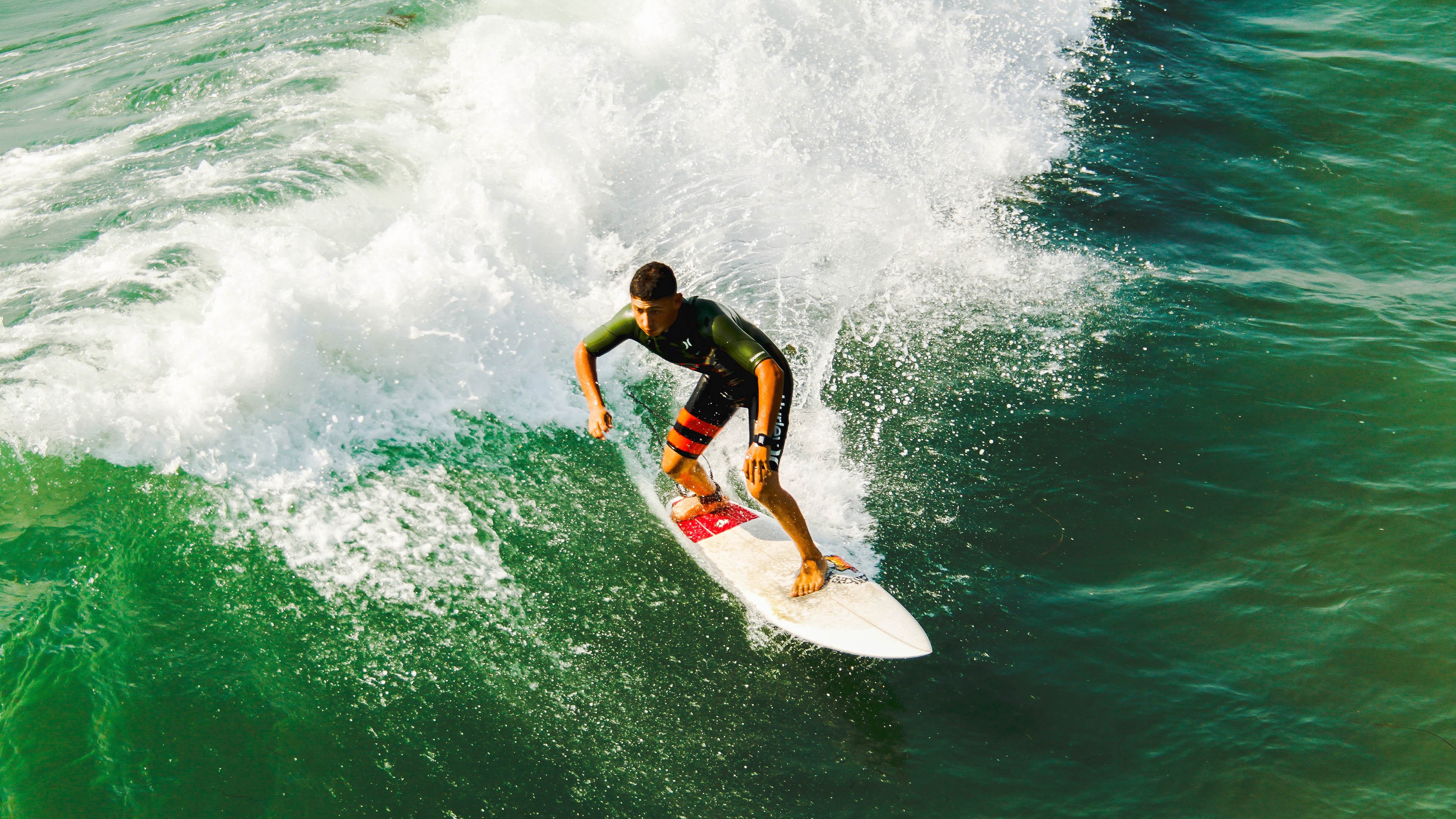 开云网页版-青少年“跑动未来”公益跑在深圳燃情开启，倡导健康生活，深圳青少年跑步训练营