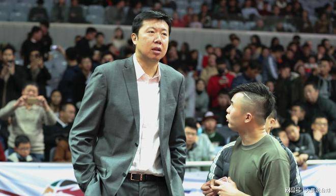 米兰体育：CBA外援与本土球员配合默契，提升球队实力的简单介绍