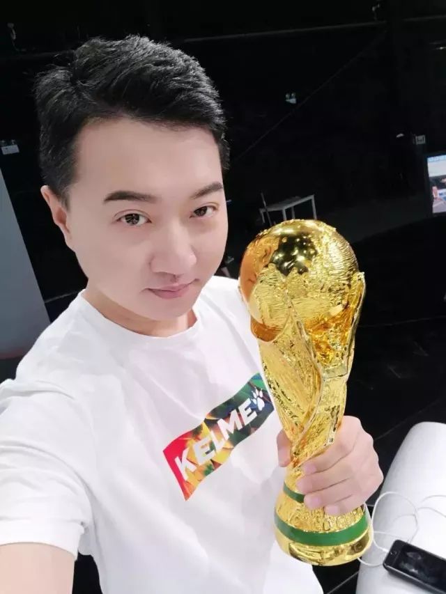 米兰体育:体育赛事直播的新型模式，如何吸引年轻观众