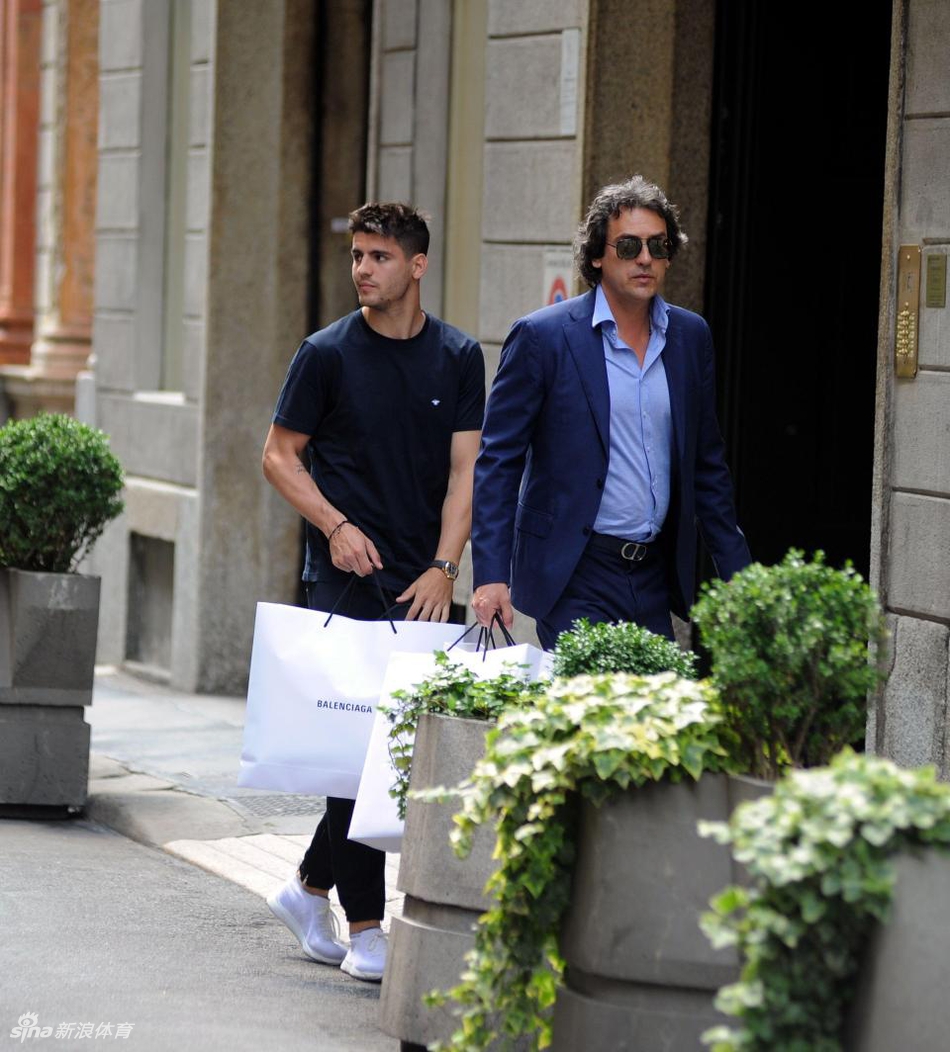 包含米兰体育：加强团队合作：舰队精神如何推动成功的词条