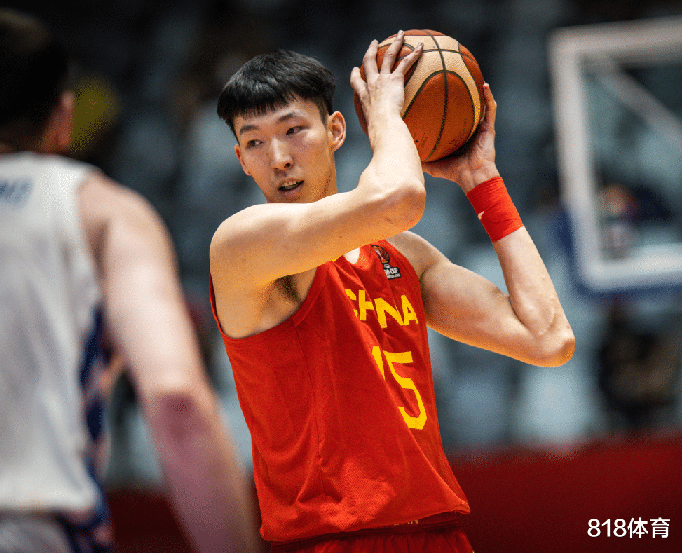 米兰体育：中国男篮，归化球员政策是否应该更加开放？