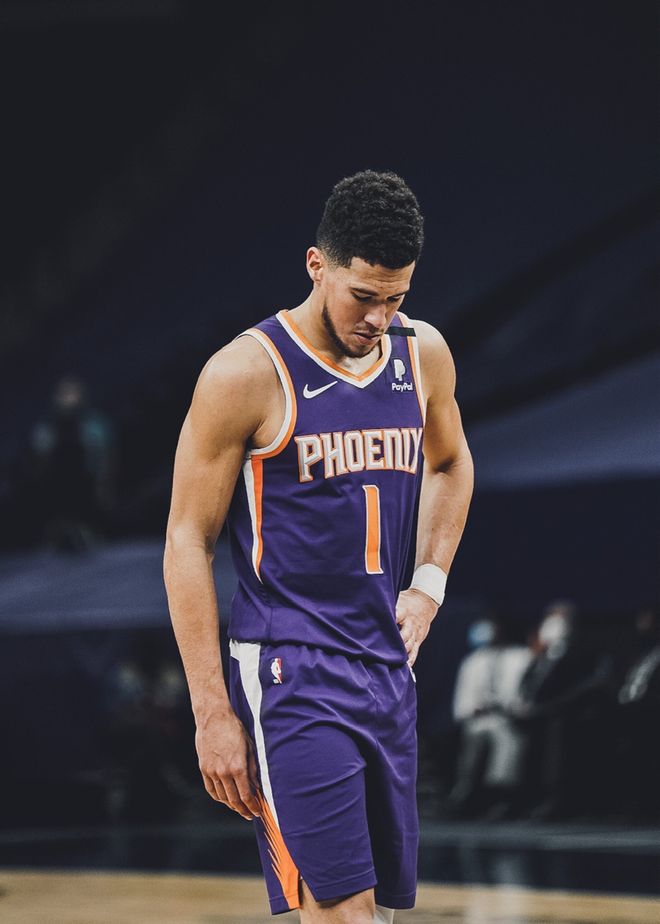 米兰体育：勇士队训练营：沙里奇展现组织能力，争夺轮换位置的简单介绍