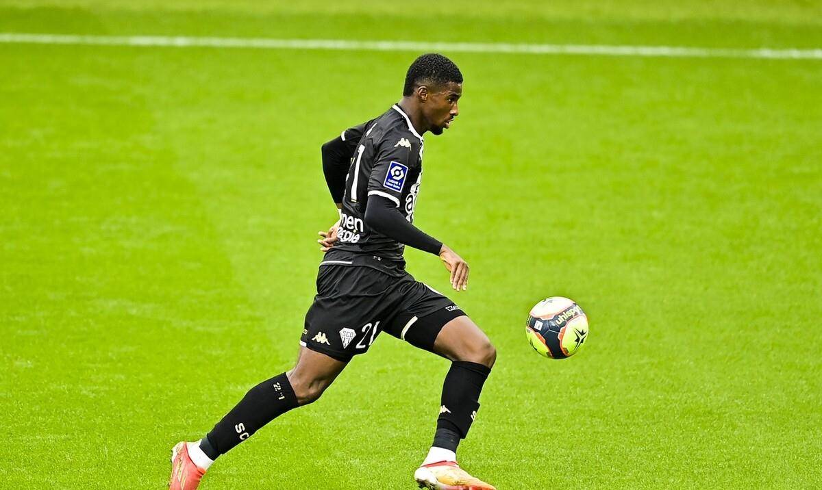 关于米兰体育：法甲尼奥尔的年轻球员培养计划的信息