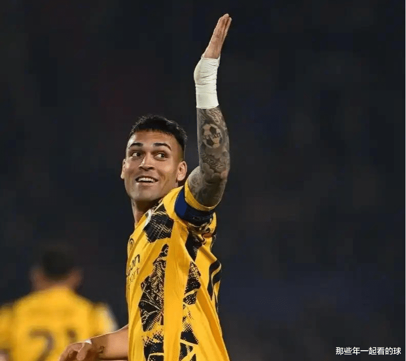 米兰体育:田径明星打破世界纪录，创造历史的简单介绍